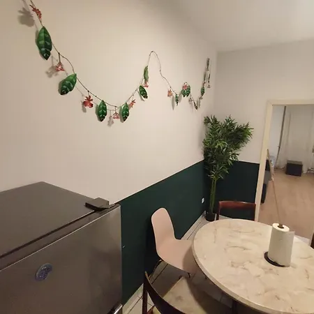 Apartment Plants 24 7 Check In 4 Persons *