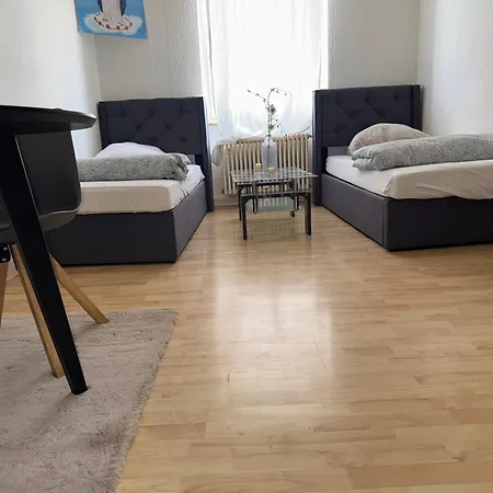 Plants 24 7 Check In 4 Persons Apartment