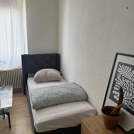 Plants 24 7 Check In 4 Persons Apartment Kelkheim