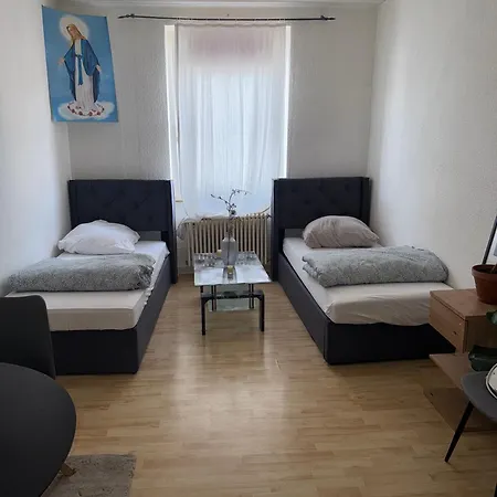 Plants 24 7 Check In 4 Persons * Kelkheim