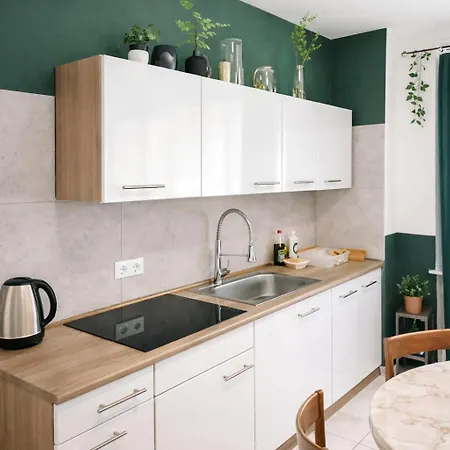 Apartment Plants 24 7 Check In 4 Persons *
