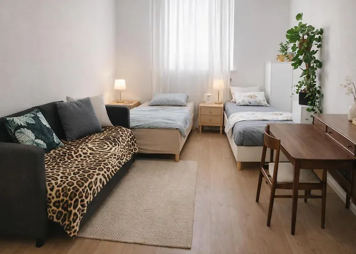 Plants 24 7 Check In 4 Persons Apartment *